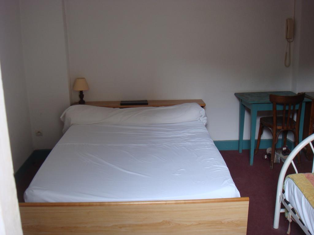 Au Relais D'Auron Hotel Roure Room photo